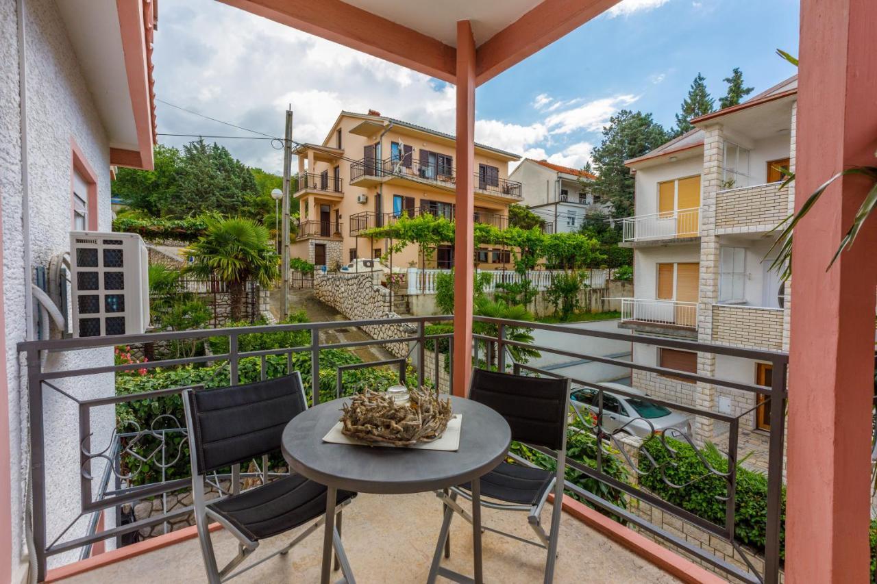 Apartmani Visnja Crikvenica Exteriör bild