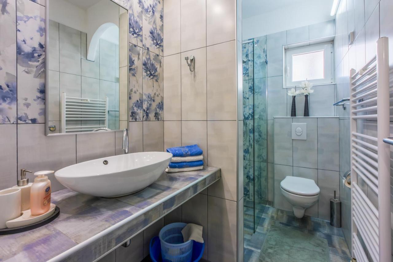 Apartmani Visnja Crikvenica Exteriör bild