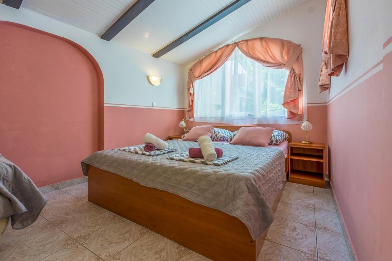 Apartmani Visnja Crikvenica Exteriör bild