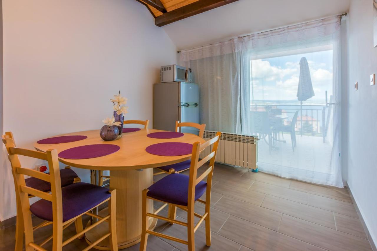 Apartmani Visnja Crikvenica Exteriör bild
