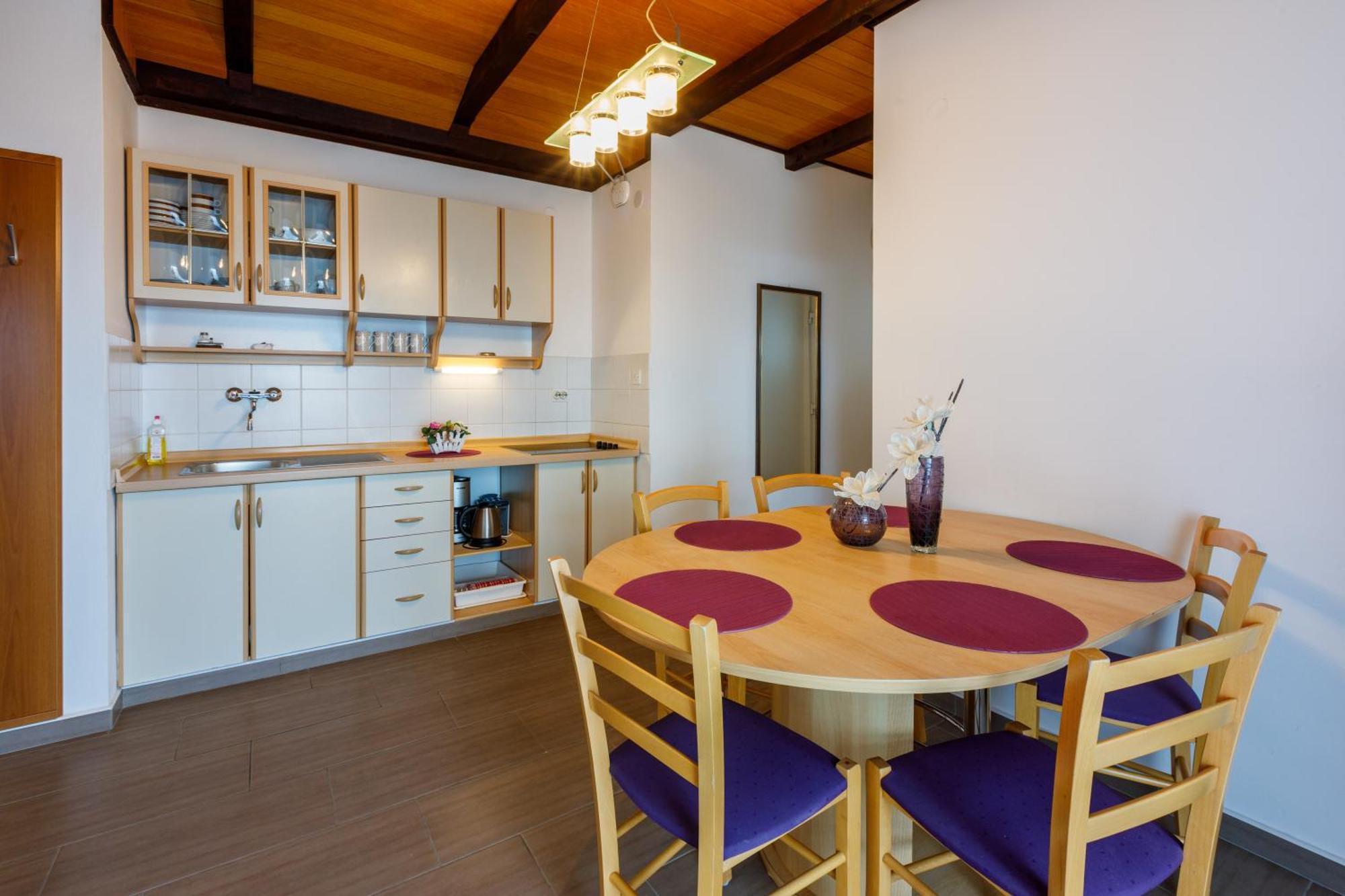 Apartmani Visnja Crikvenica Exteriör bild